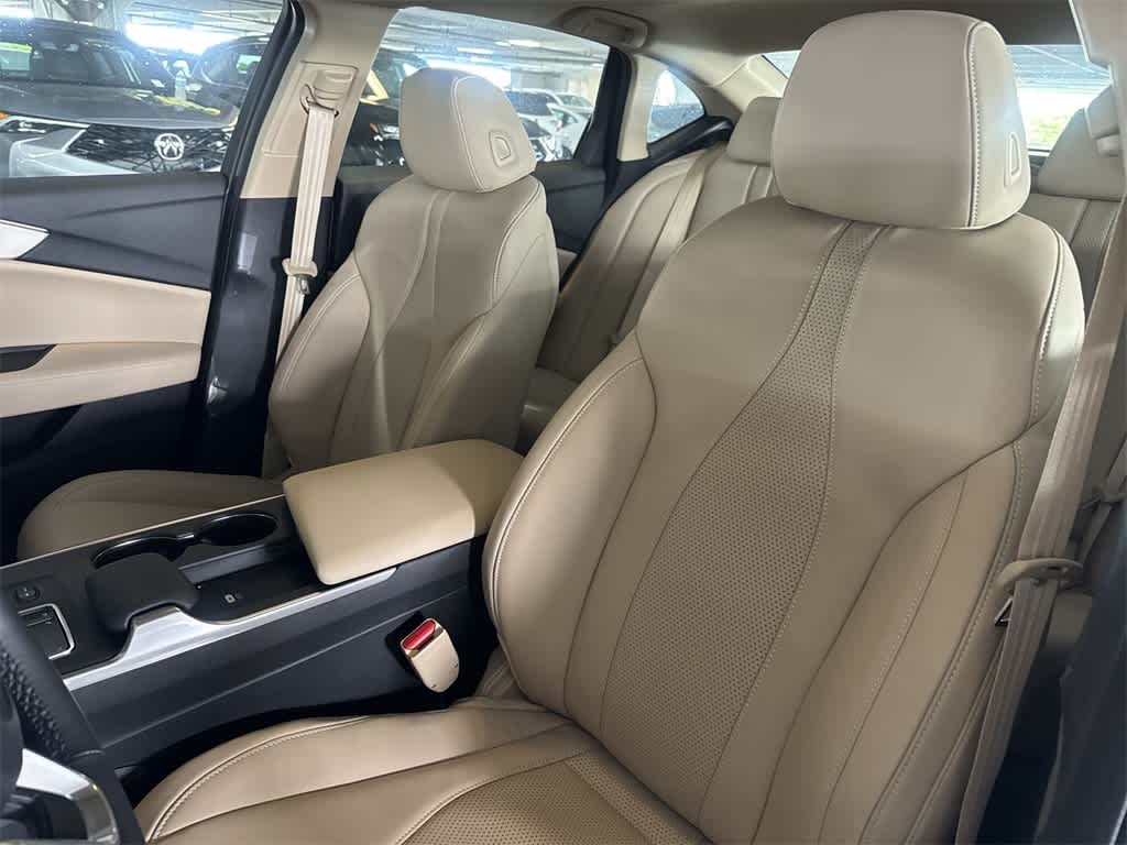 2025 Acura TLX with Technology Package