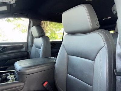 2025 Chevrolet Suburban LT