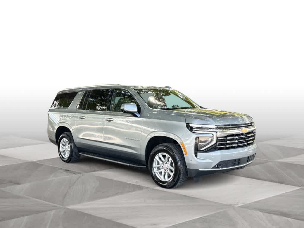 2025 Chevrolet Suburban LT