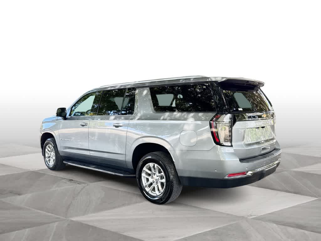 2025 Chevrolet Suburban LT