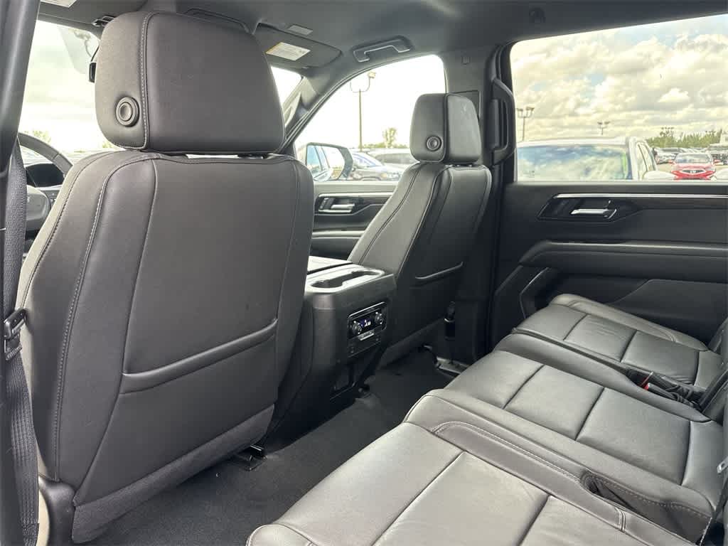 2025 Chevrolet Suburban Z71