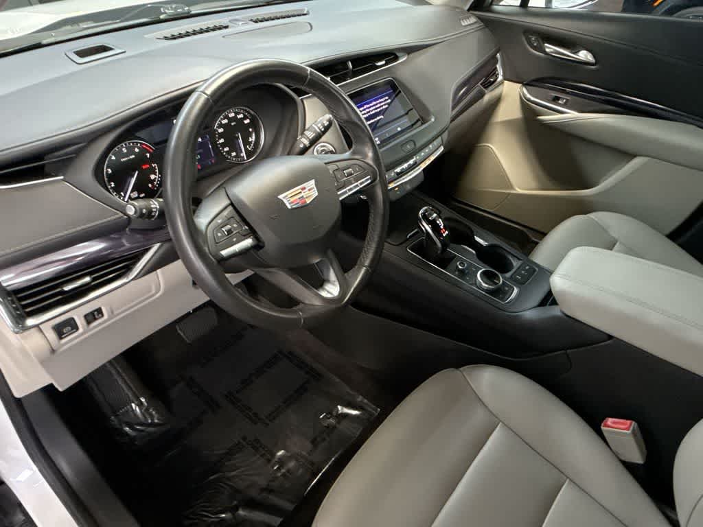 2023 Cadillac XT4 FWD Luxury