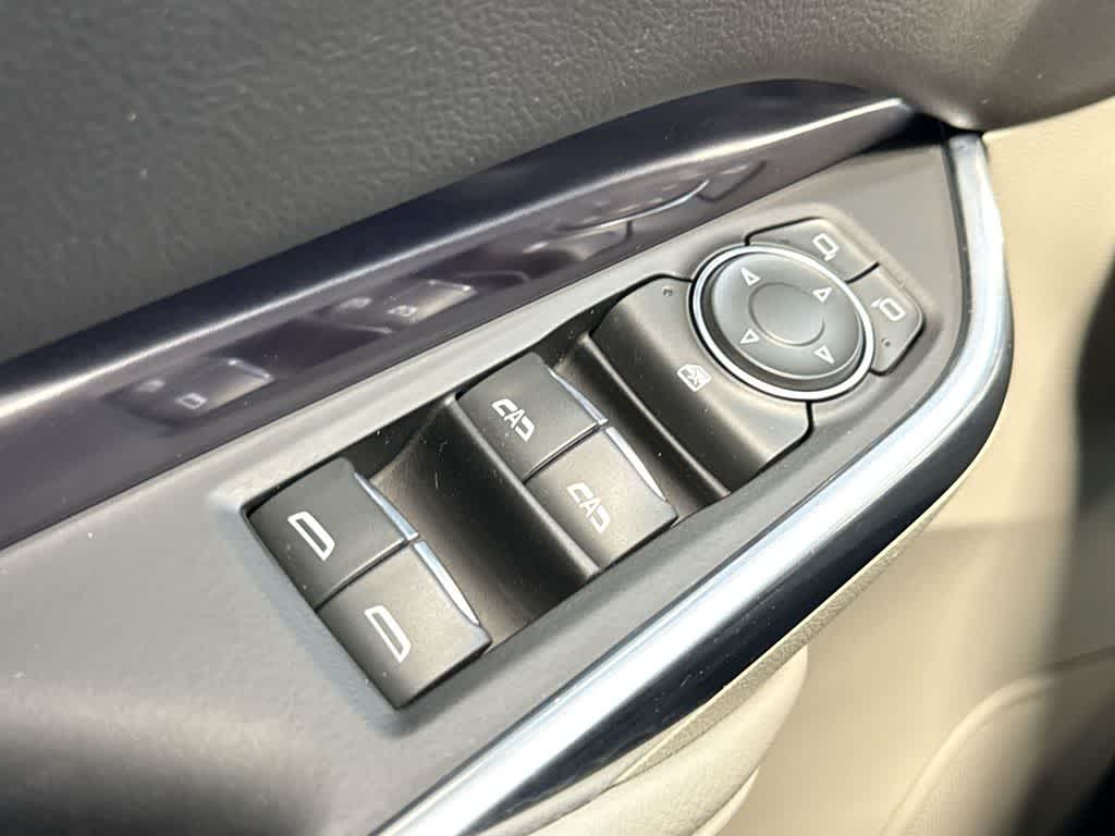 2023 Cadillac XT4 FWD Luxury