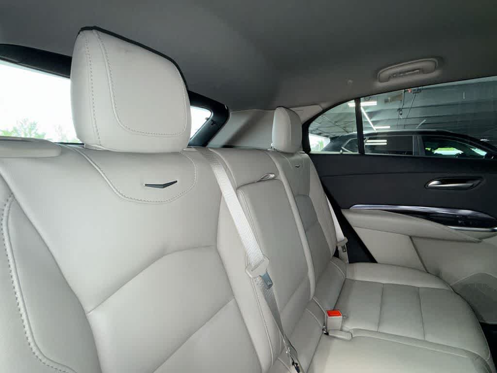 2023 Cadillac XT4 FWD Luxury