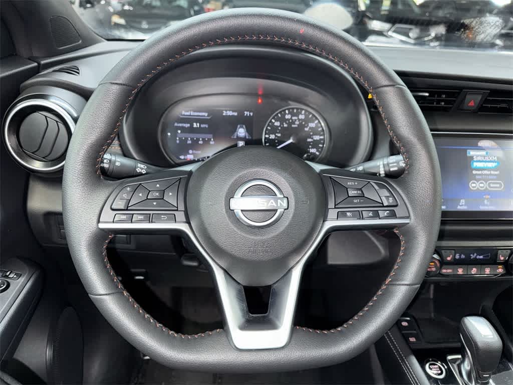 2023 Nissan Kicks SR