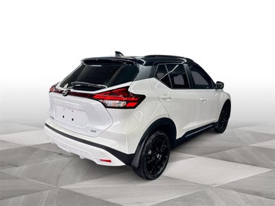 2023 Nissan Kicks SR