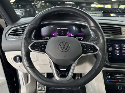 2024 Volkswagen Tiguan SE R-Line Black