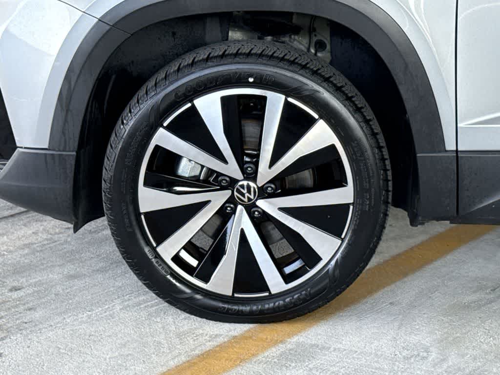 2023 Volkswagen Taos SE