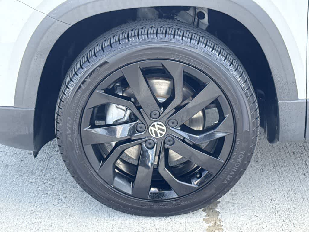 2022 Volkswagen Taos SE
