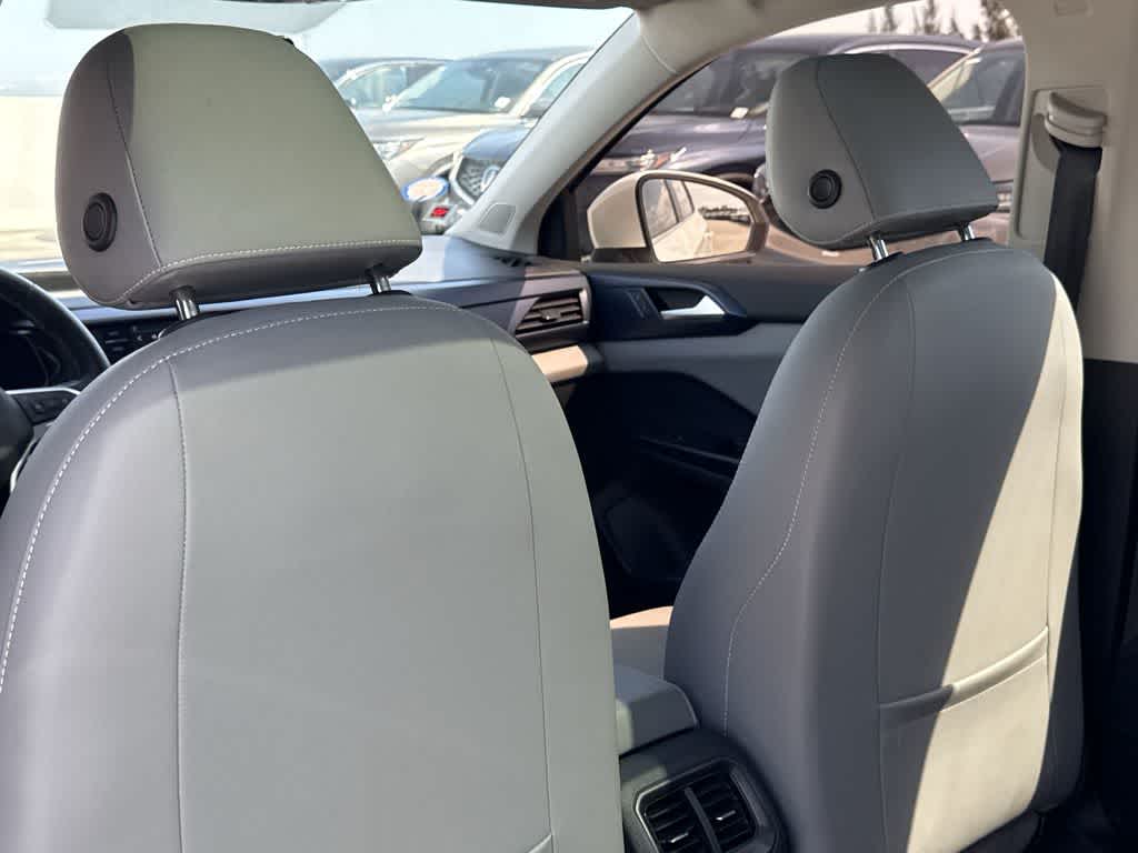 2022 Volkswagen Taos SE