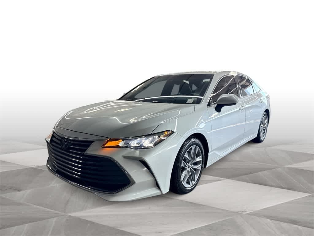 2019 Toyota Avalon XLE