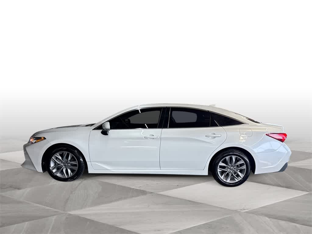 2019 Toyota Avalon XLE