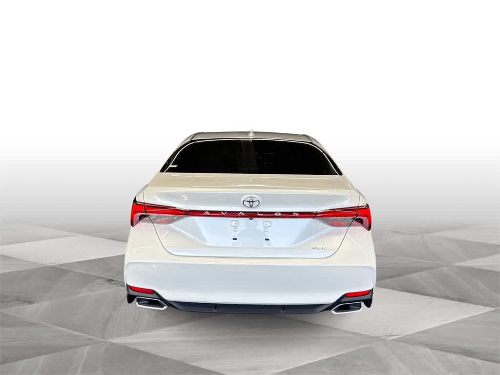 2019 Toyota Avalon XLE