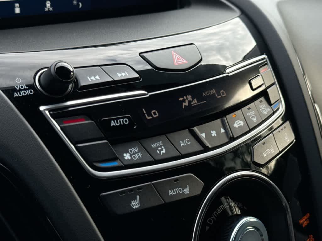 2025 Acura RDX w/Technology Package