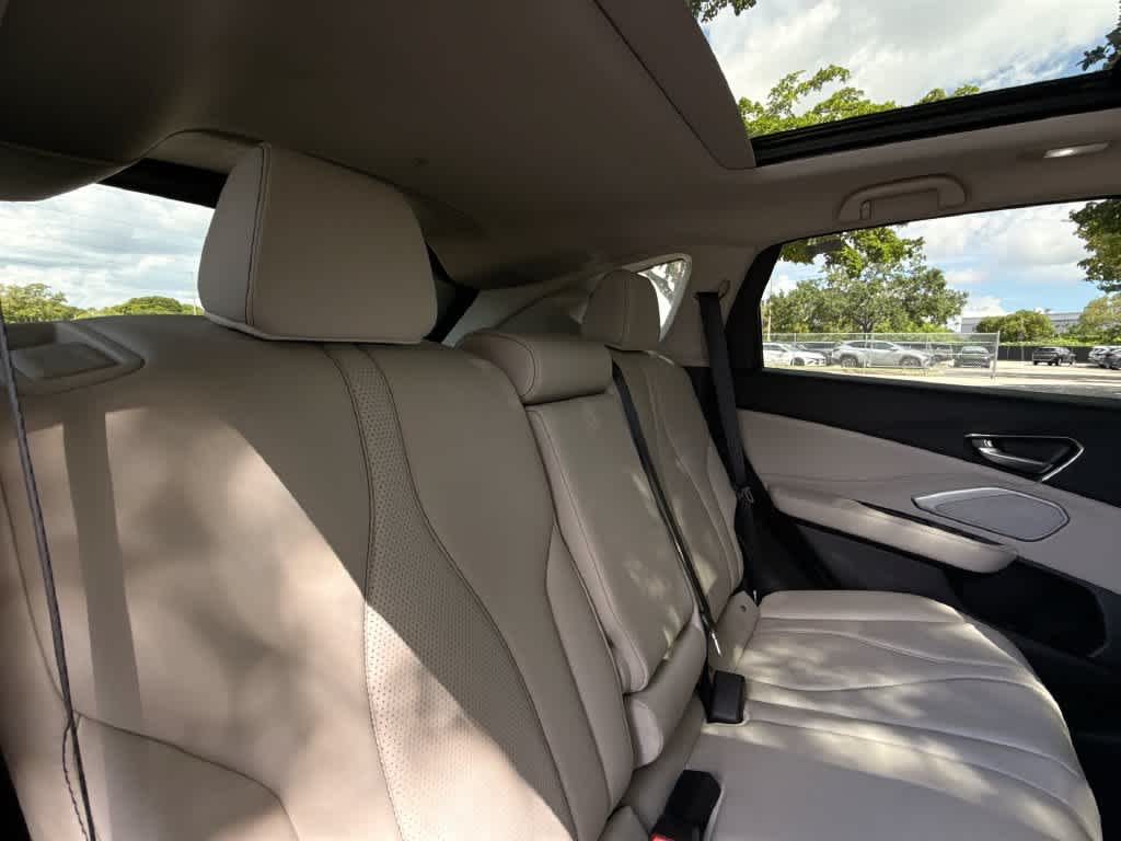 2025 Acura RDX w/Technology Package