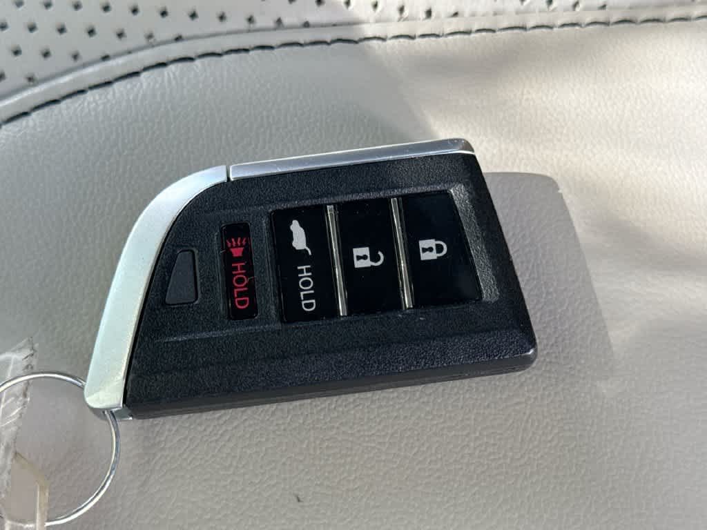2025 Acura RDX w/Technology Package