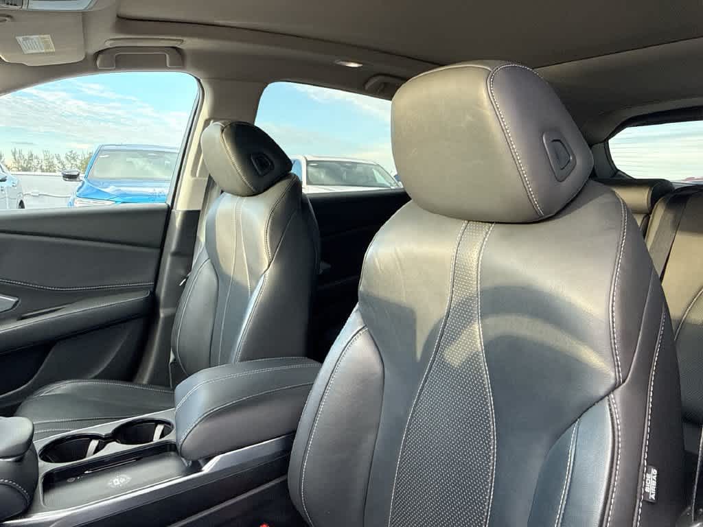 2025 Acura RDX w/Technology Package