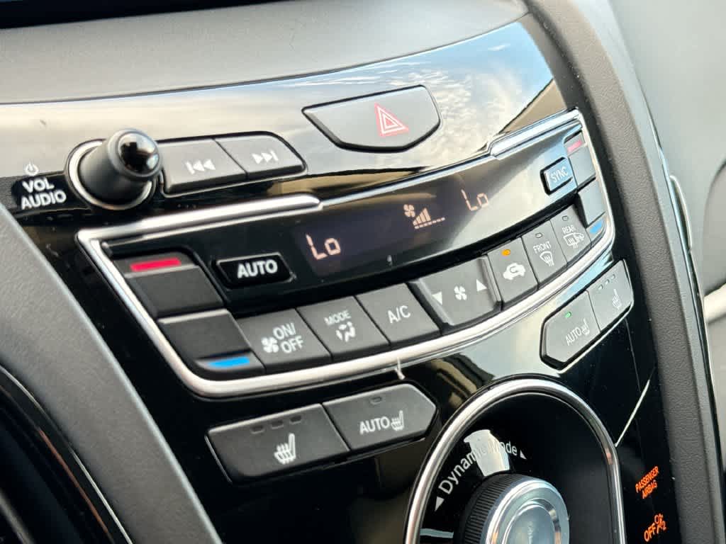 2025 Acura RDX w/Technology Package