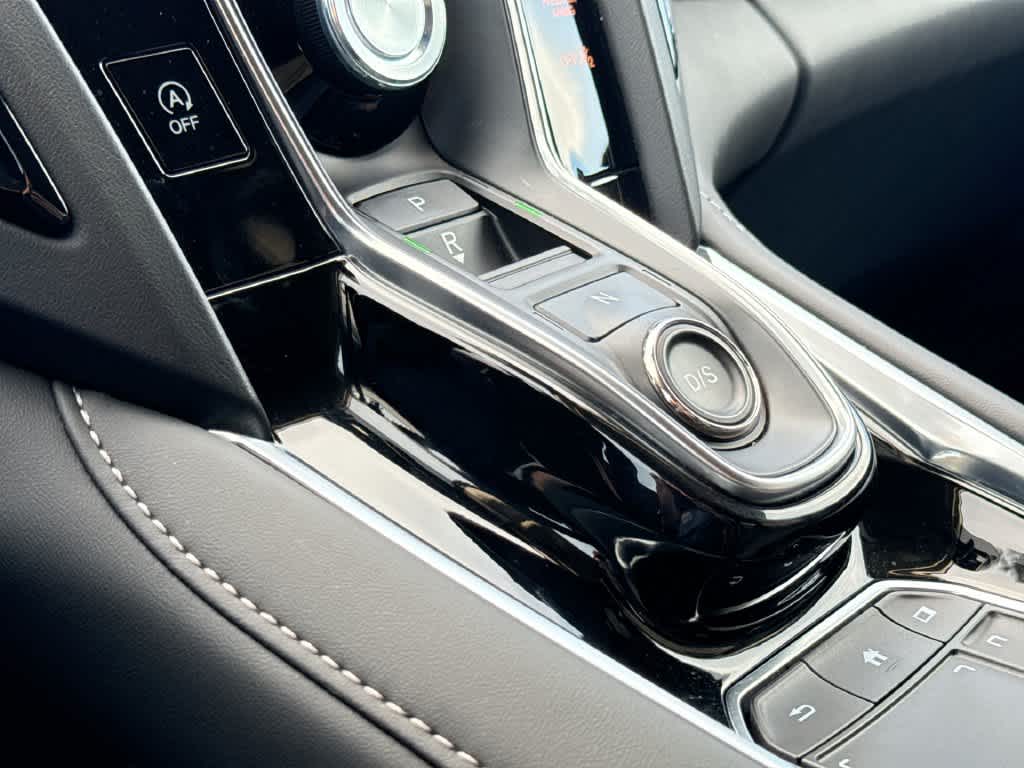 2025 Acura RDX w/Technology Package