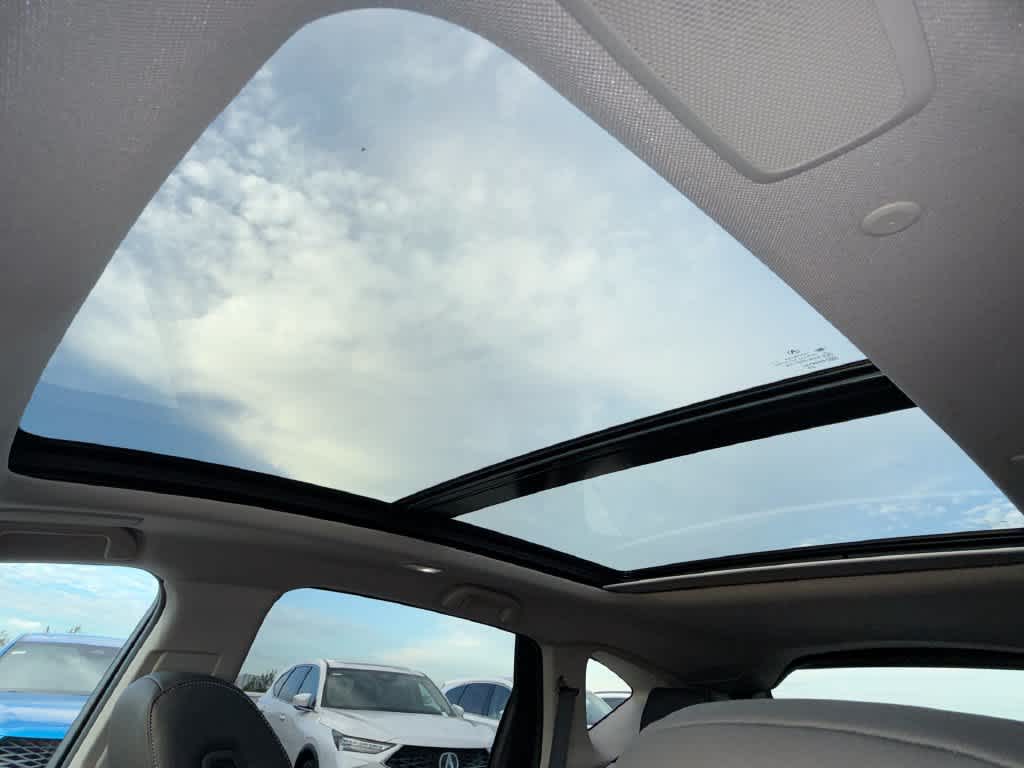 2025 Acura RDX w/Technology Package
