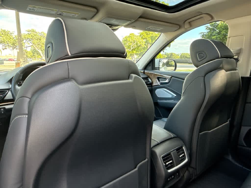 2023 Acura RDX w/Advance Package