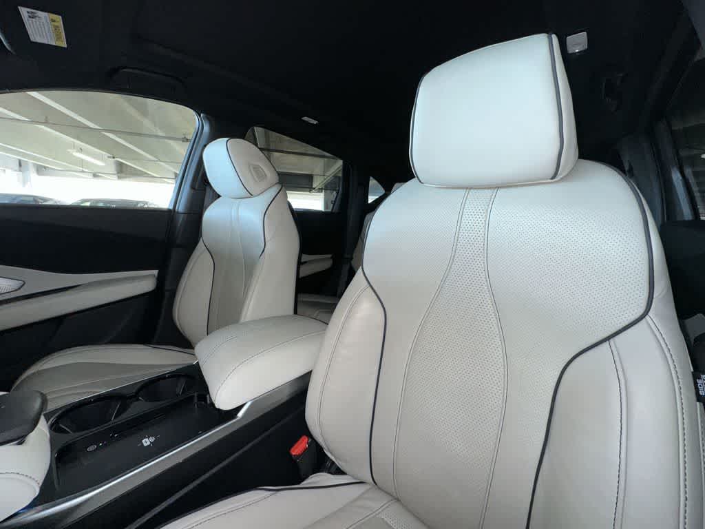 2025 Acura RDX w/A-Spec Advance Package