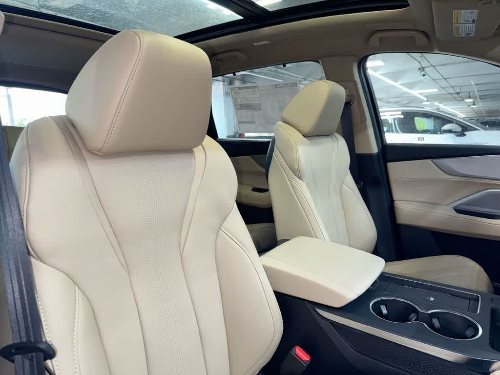 2026 Acura MDX w/Technology Package