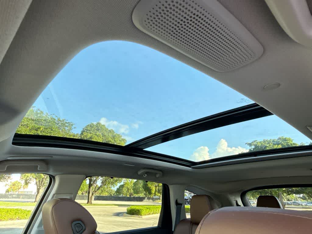 2025 Acura MDX w/Technology Package