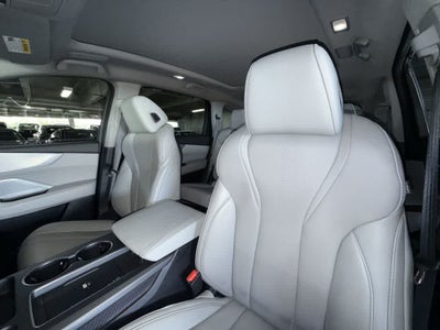 2025 Acura MDX w/Technology Package