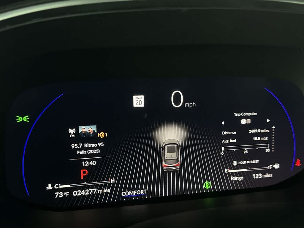 2025 Acura MDX w/Technology Package