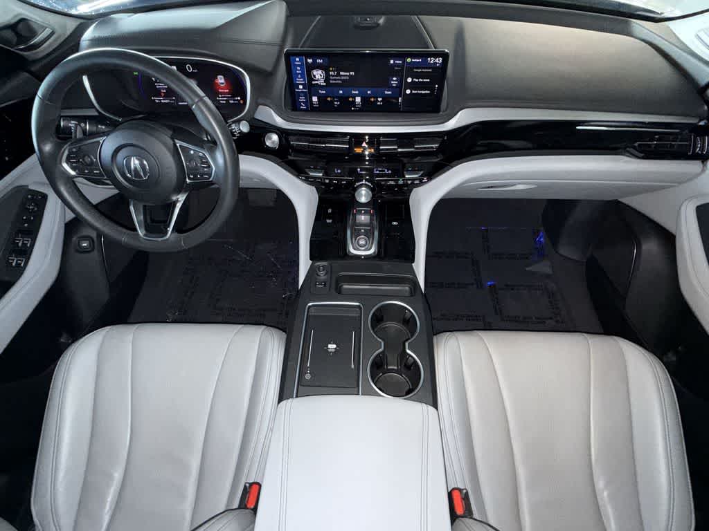 2025 Acura MDX w/Technology Package