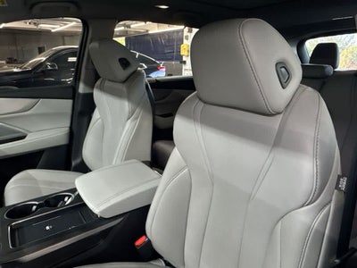 2025 Acura MDX w/Technology Package