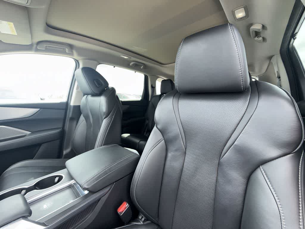 2023 Acura MDX w/Technology Package