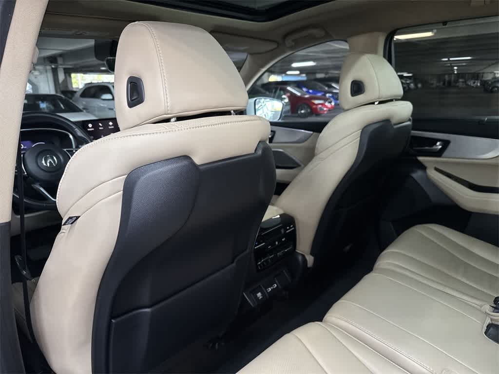 2023 Acura MDX w/Technology Package