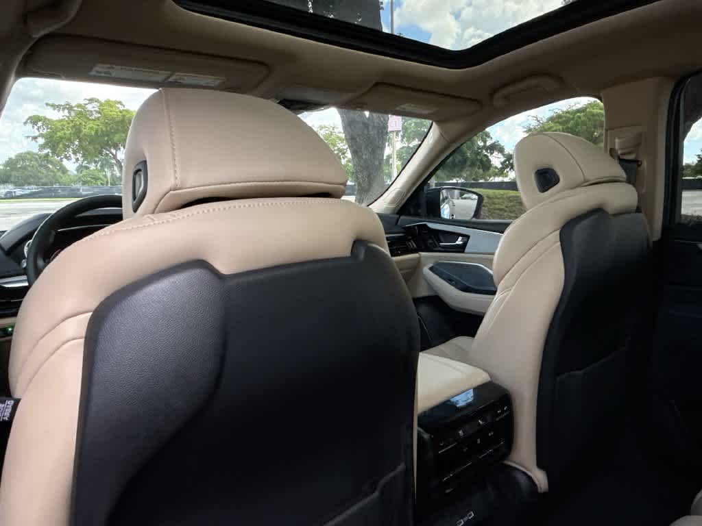 2024 Acura MDX w/Technology Package