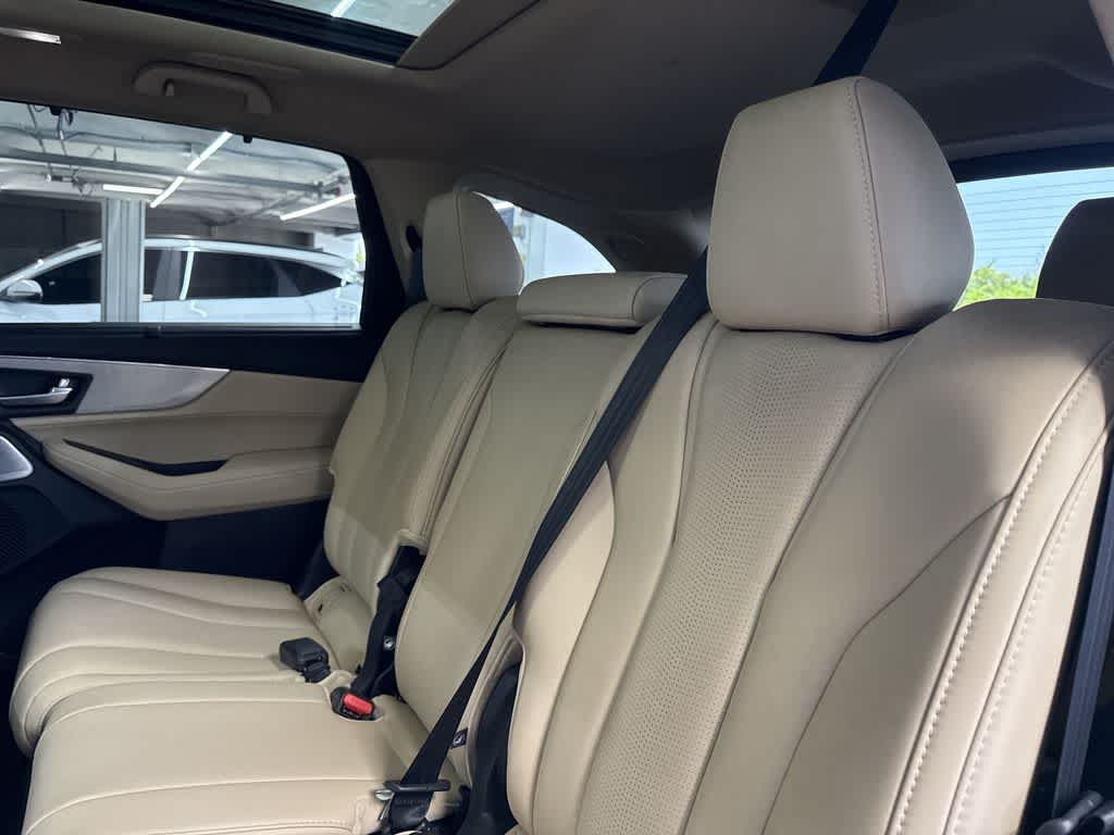 2025 Acura MDX w/Technology Package