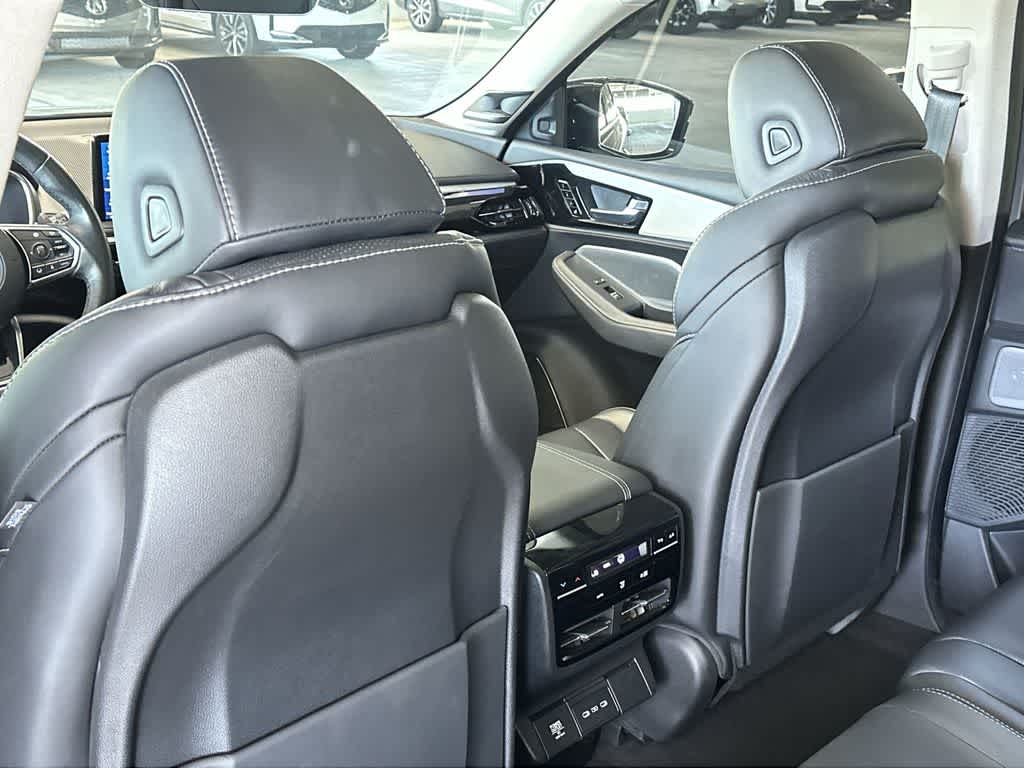2025 Acura MDX w/Technology Package