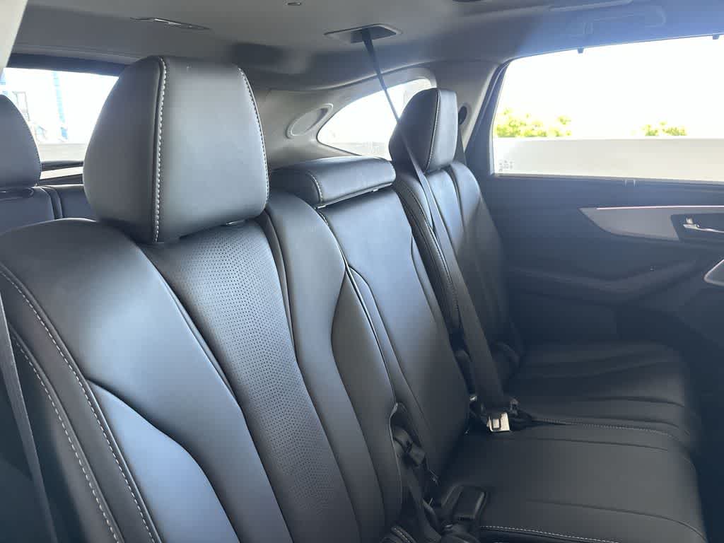 2025 Acura MDX w/Technology Package
