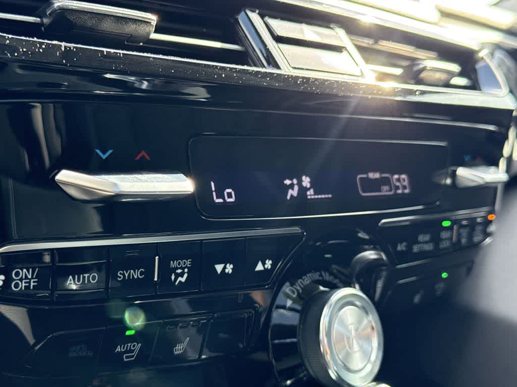 2025 Acura MDX w/Technology Package