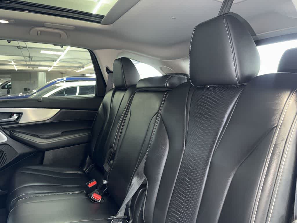 2025 Acura MDX w/Technology Package