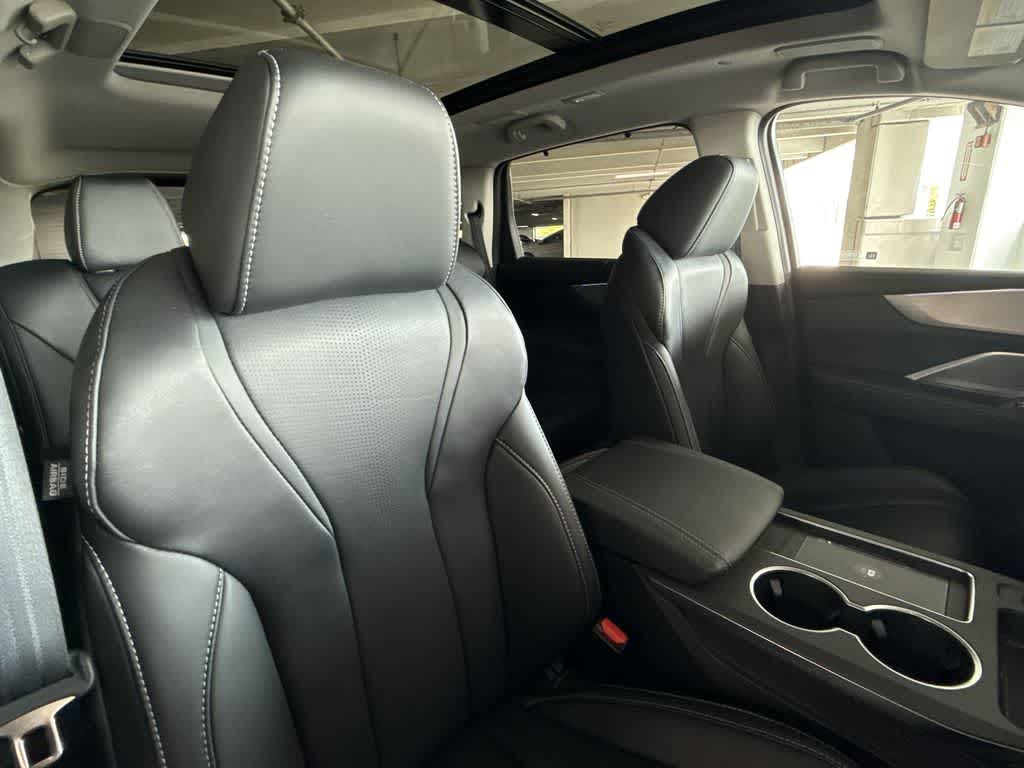 2025 Acura MDX w/Technology Package