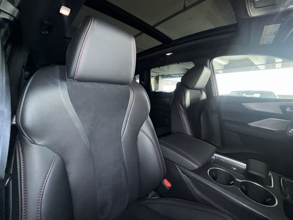 2023 Acura MDX w/A-Spec Package