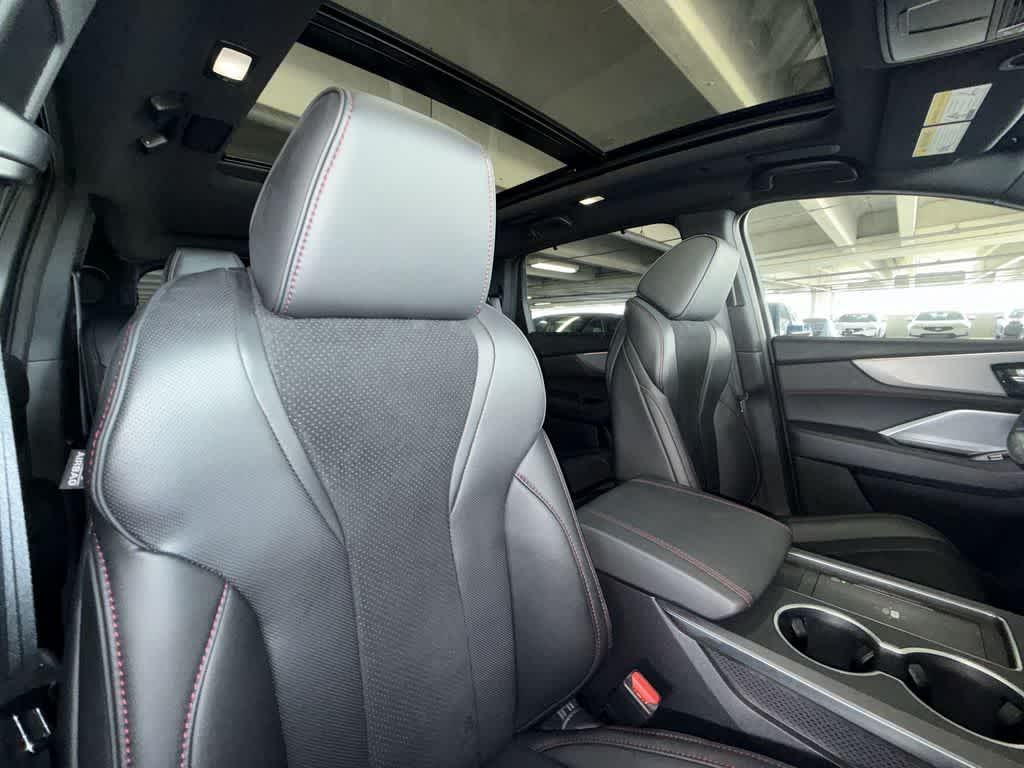 2025 Acura MDX w/A-Spec Package