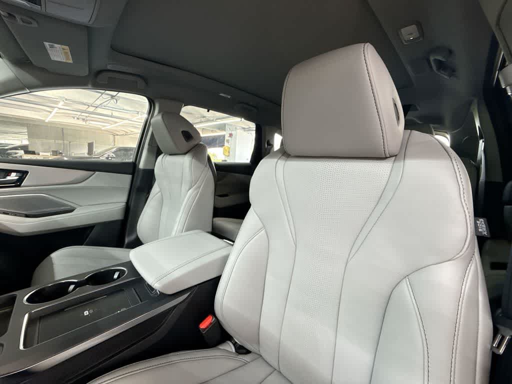 2026 Acura MDX w/Technology Package