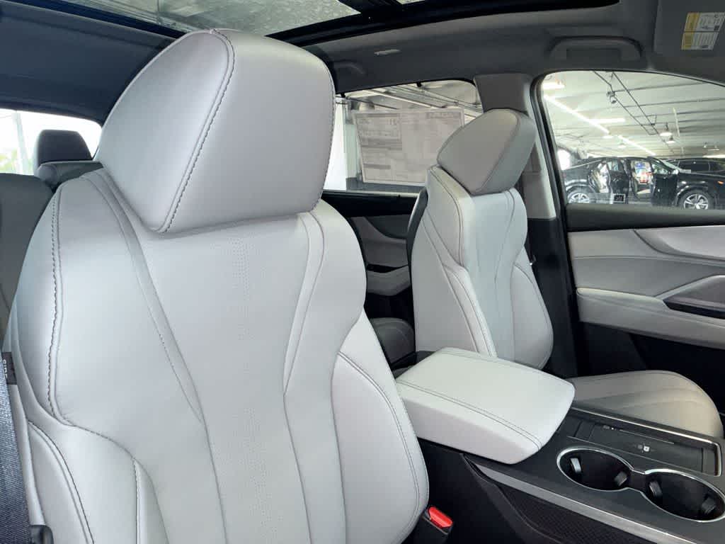 2026 Acura MDX w/Technology Package