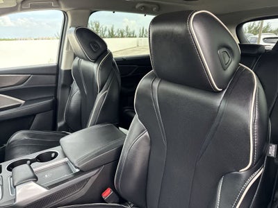2023 Acura MDX w/Advance Package