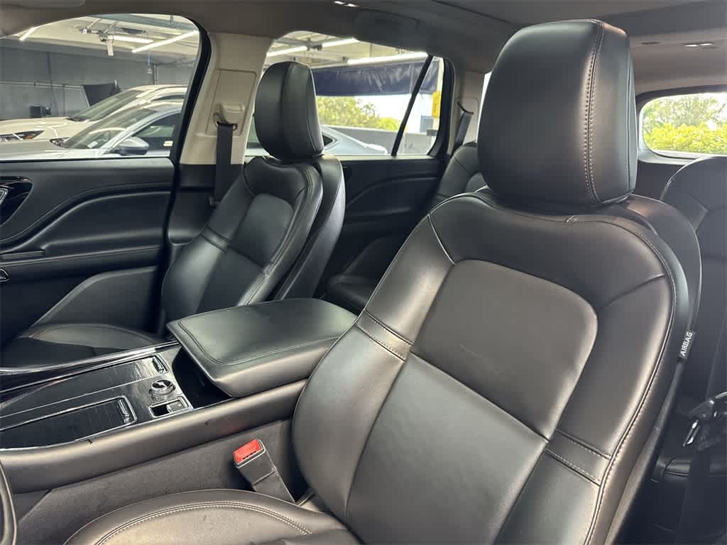 2023 Lincoln Aviator Standard