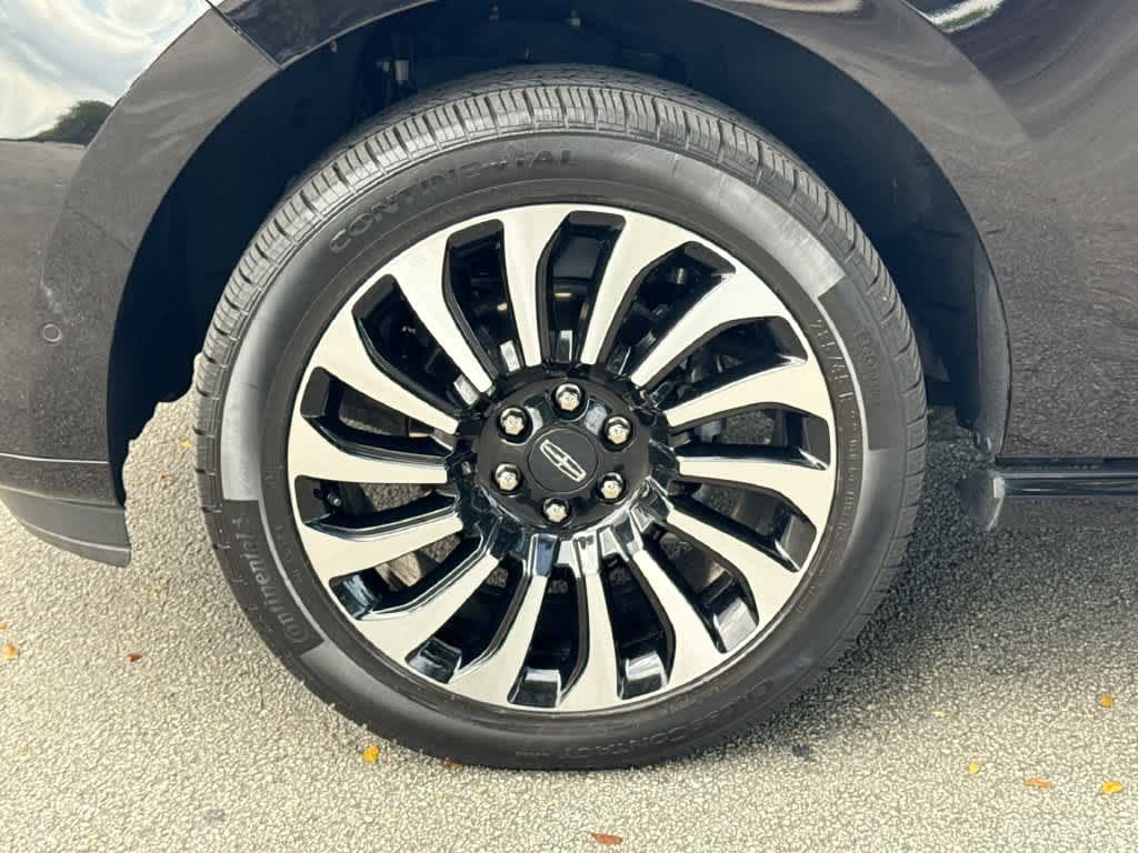 2023 Lincoln Navigator L Black Label