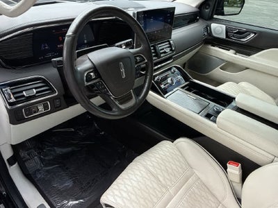 2023 Lincoln Navigator L Black Label
