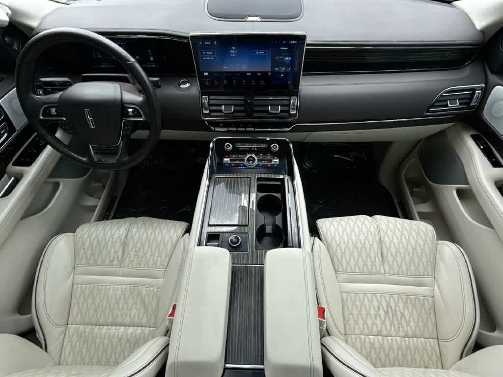 2023 Lincoln Navigator L Black Label